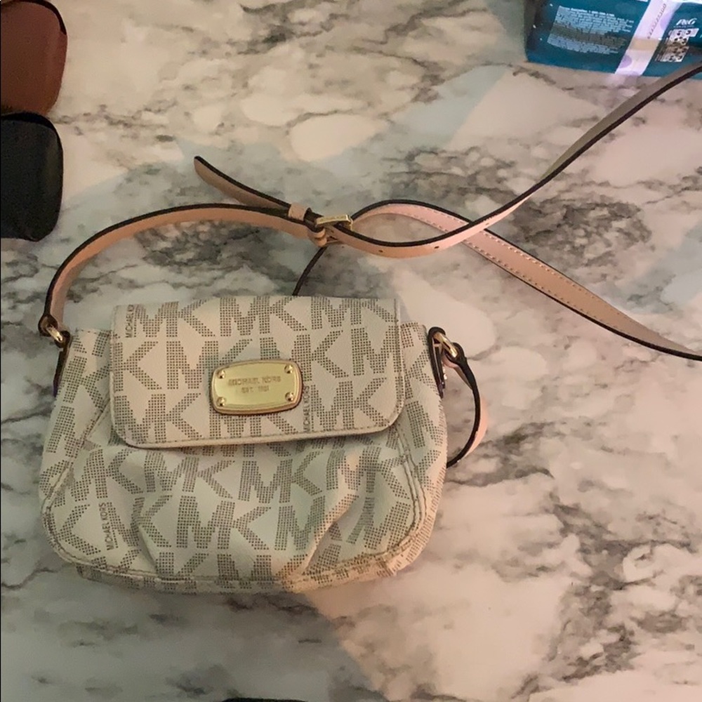 Michael Kors Crossbody